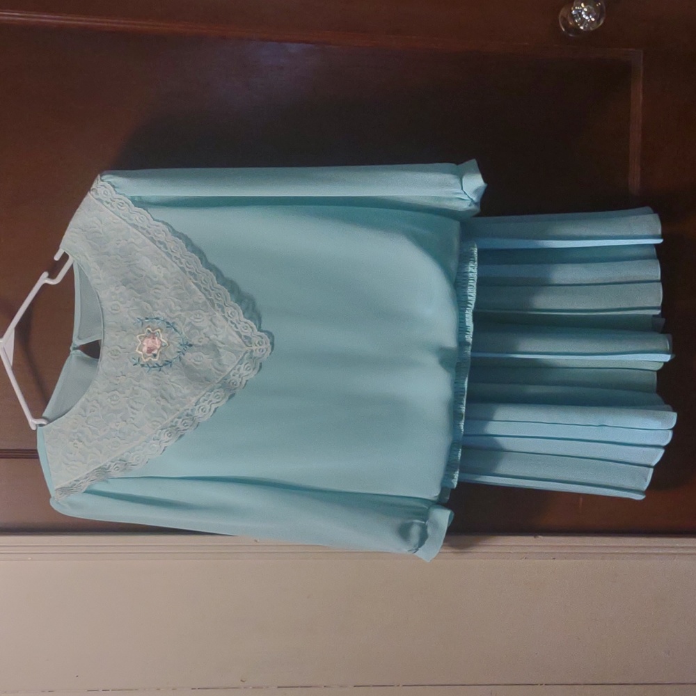 Vintage embroidered lace sheer accordion skirt outfit dress smocked waist custom - Picture 9 of 10